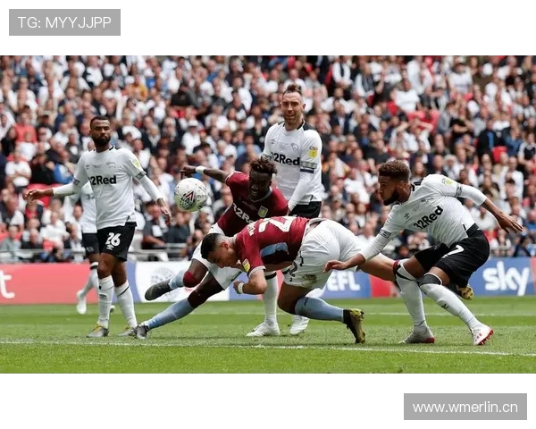 巴尔科拉 vs 阿森西奥：边路位置竞争与战术适配差异