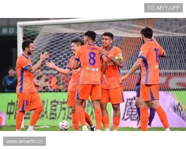 山东泰山中场创造力枯竭，越踢越乱局面持续显现