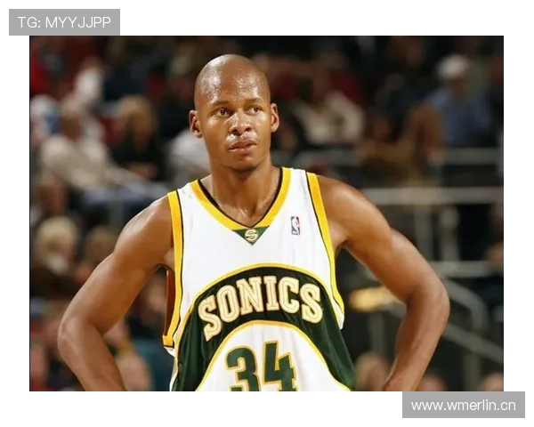 雷·阿伦三分精准拉开比分差距，突破提升季后赛关键得分